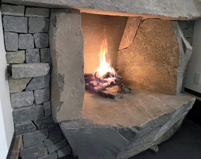 石暖炉の写真