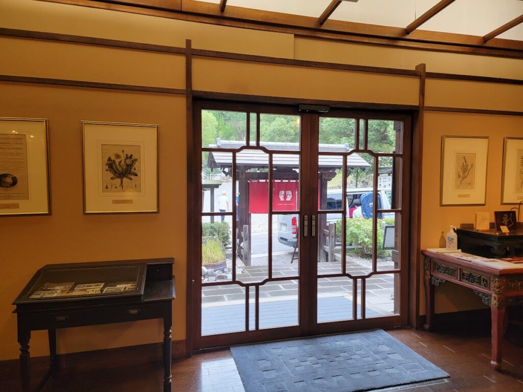 京都パビリオンコート館内ホール